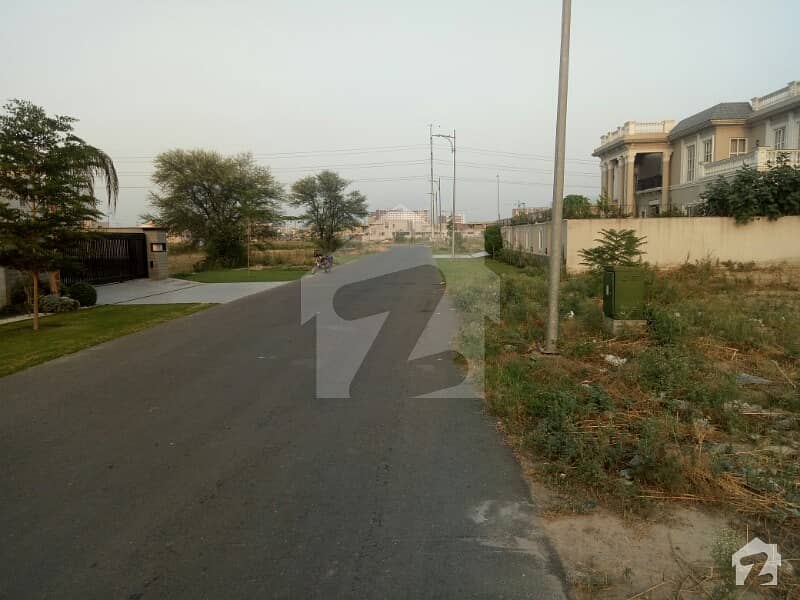 Residential Plot Of 4500  Square Feet In Dha Defence For Sale