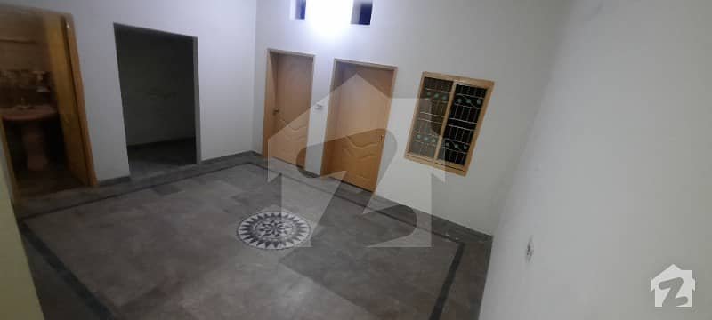 1125  Square Feet House Situated In Sufiabad For Rent