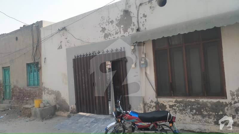 جمیل ٹاؤن فیصل آباد میں 2 کمروں کا 6 مرلہ مکان 55 لاکھ میں برائے فروخت۔