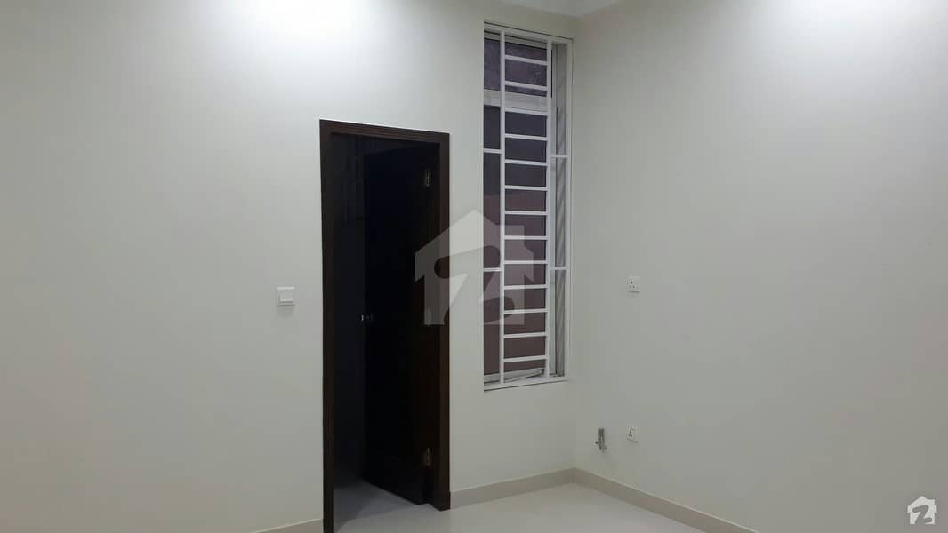 Upper Portion For Rent In Beautiful D-12