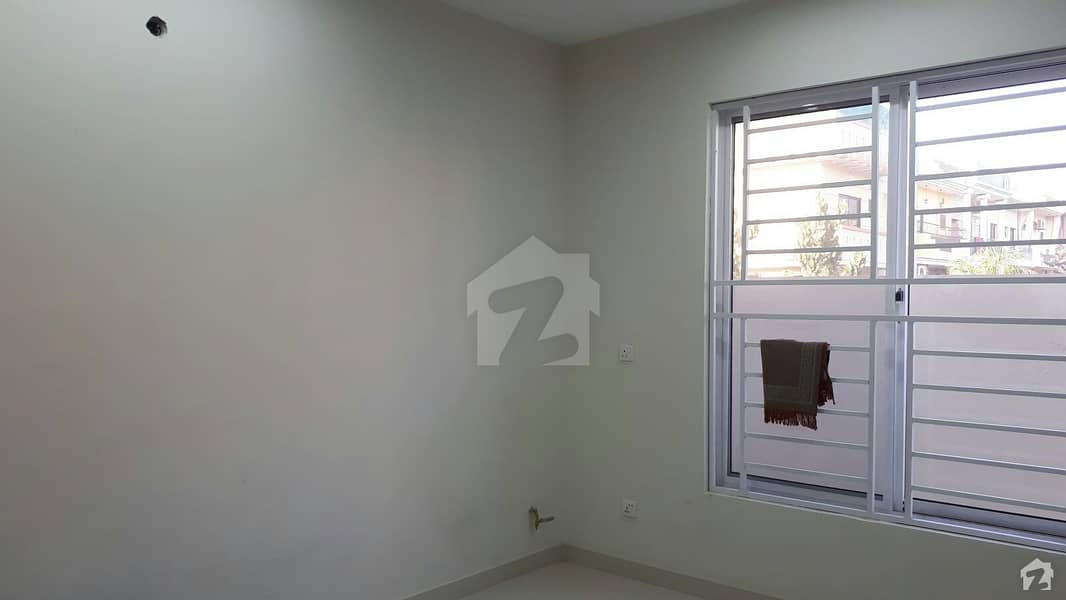 24 Marla Upper Portion Available For Rent In D-12