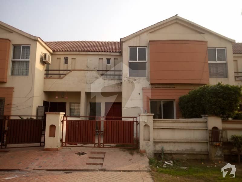 Stunning 5 Marla House In Paragon City Available
