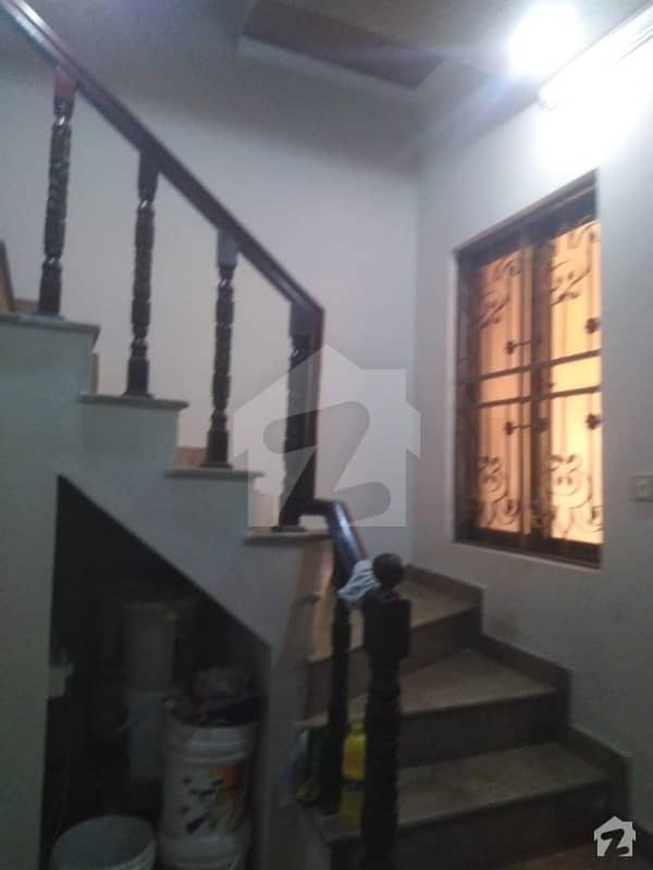 7.5 Marla Residential House In G4 Block On Very Hot Location