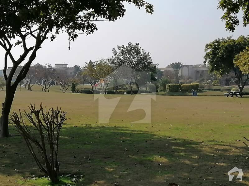 10 Marla Plot Near To 150 Feet Road For Sale In Lake City  Sector M5