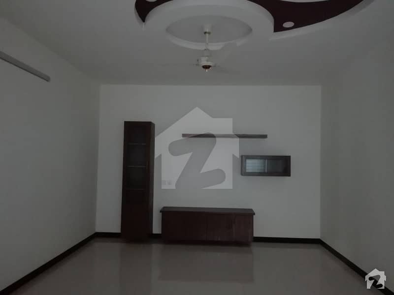 In Bahria Town Rawalpindi 1 Kanal Upper Portion For Rent