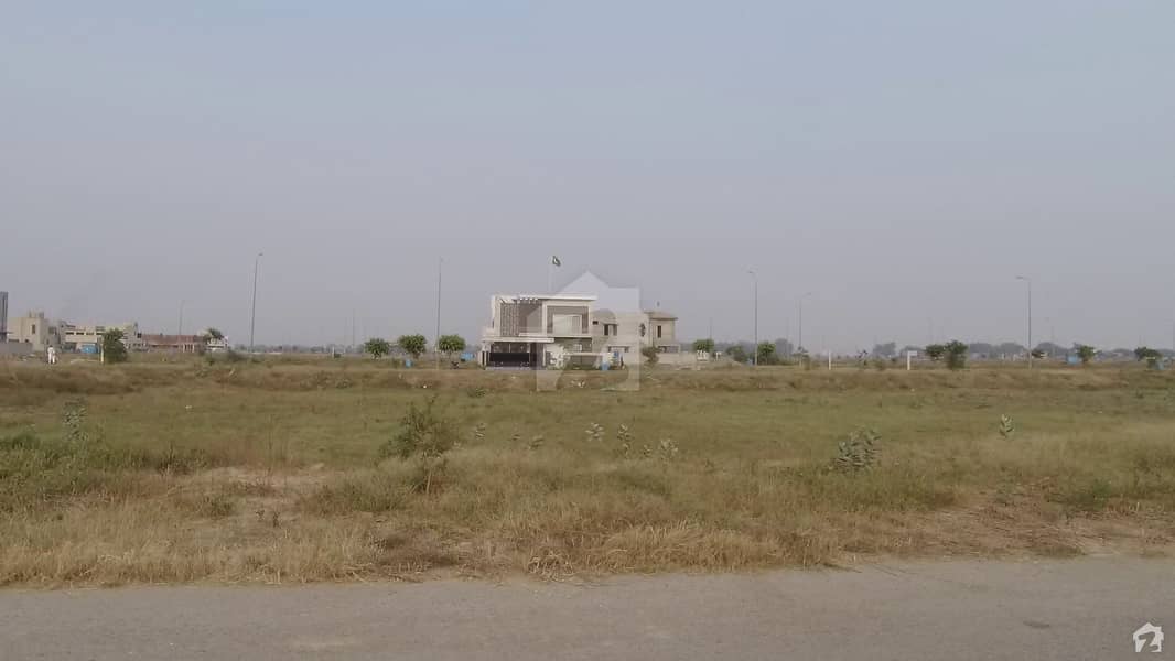 Ideal Plot 910 On Hot And Superb Location On 100 Feet Road