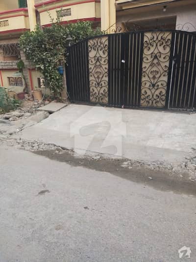 ایف ۔ 11 اسلام آباد میں 4 کمروں کا 11 مرلہ مکان 4 کروڑ میں برائے فروخت۔ ایف ۔ 11 اسلام آباد میں 4 کمروں کا 11 مرلہ مکان 4 کروڑ میں برائے فروخت۔