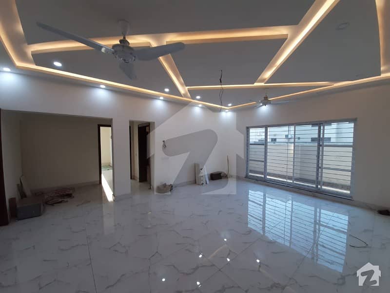 1 Kanal Luxurious House Is Available For Rent In Phase 6 Block Gg