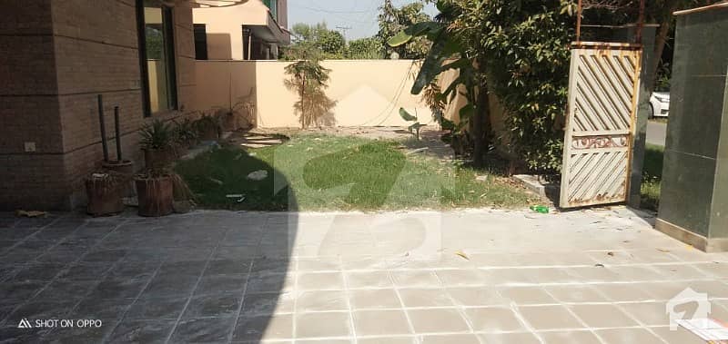 1 Kanal Beautiful Bungalow For Rent In Dha Phase 4