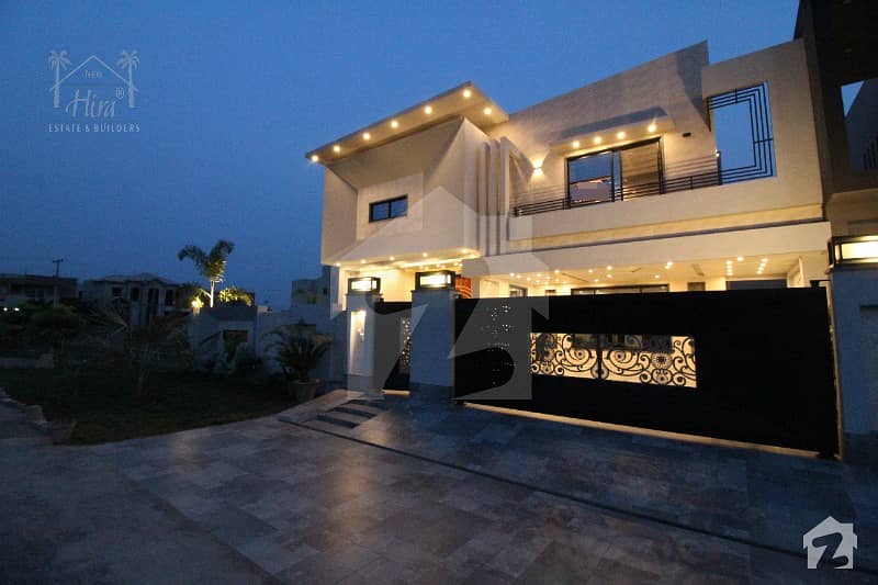 1 Kanal Modern Bungalow For Sale