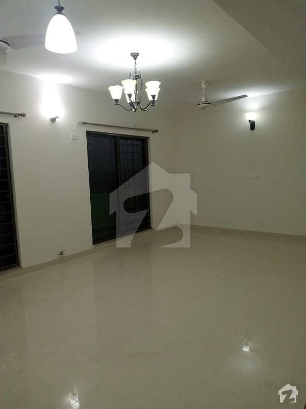 3 Beds Ground Floor 10 Marla New Flat Available For Rent In Askari 11 Bblock
