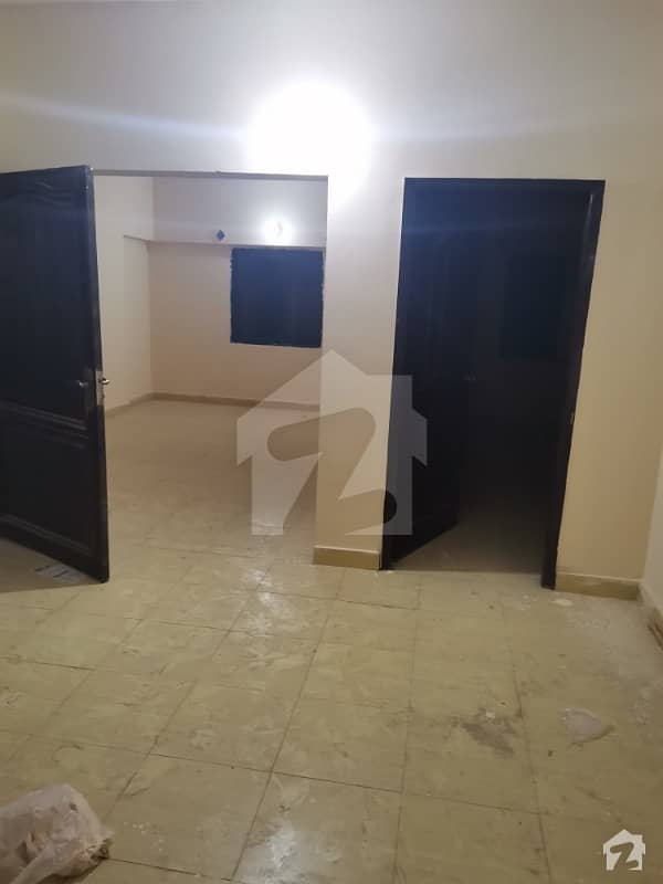 Stunning 1700 Square Feet Flat In Jinnah Avenue Available