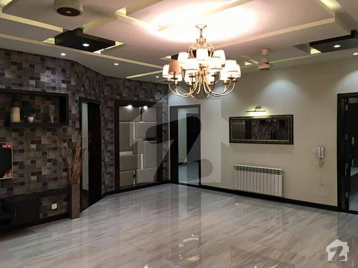 10 Marla Luxurious House Is Available For Rent In Phase 4