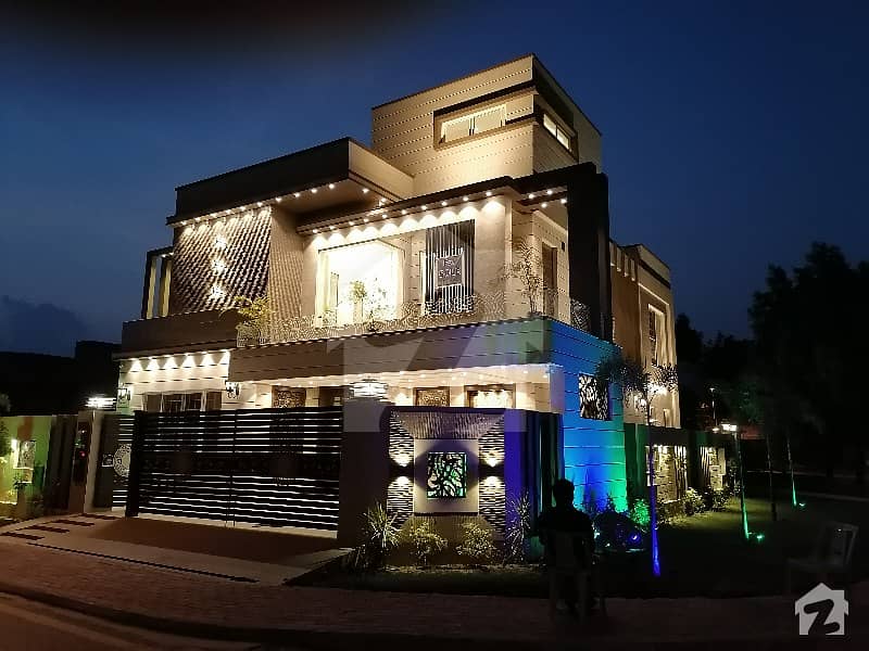 Corner 12 Marla Brand New Luxurious House For Sale In Bahria Town Lahore