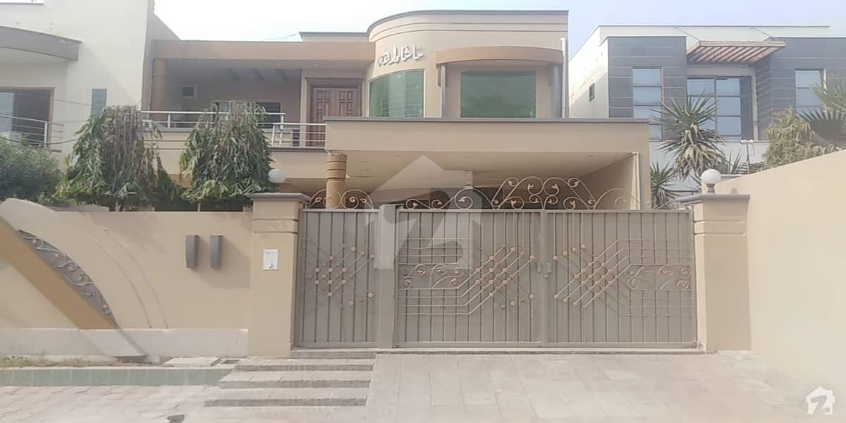 House Is Available For Sale In Saeed Colony