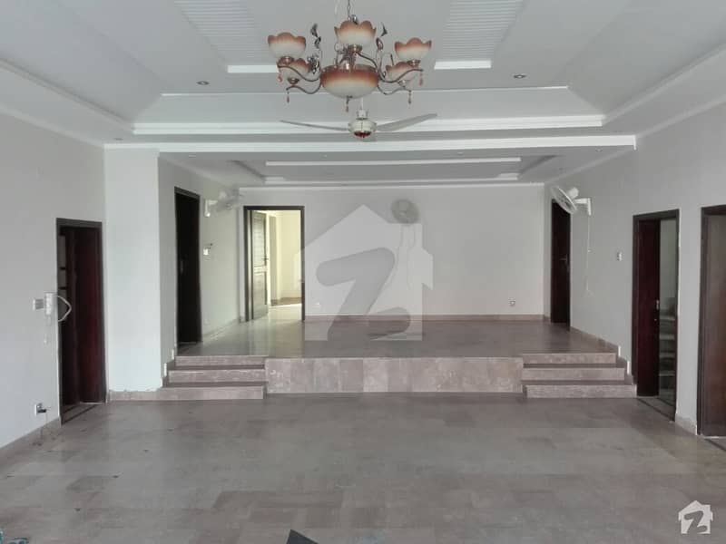 2 Kanal House Available For Rent In Soan Garden