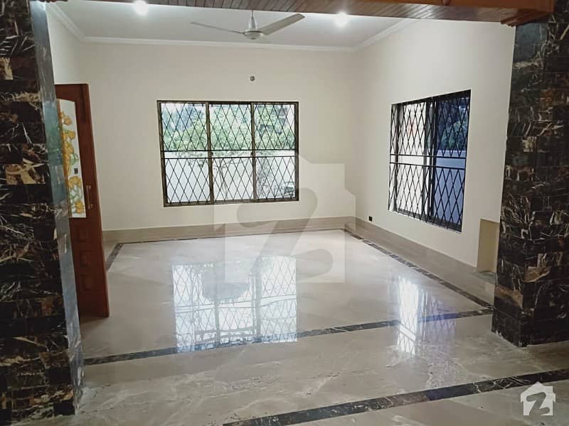 The Most Beautiful Design 1 Kanal Lower Portion For Rent In Dha Phase 4