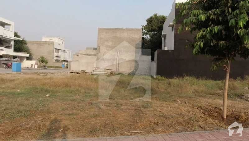 1 Kanal Builder Location Residential Plot Available For Sale