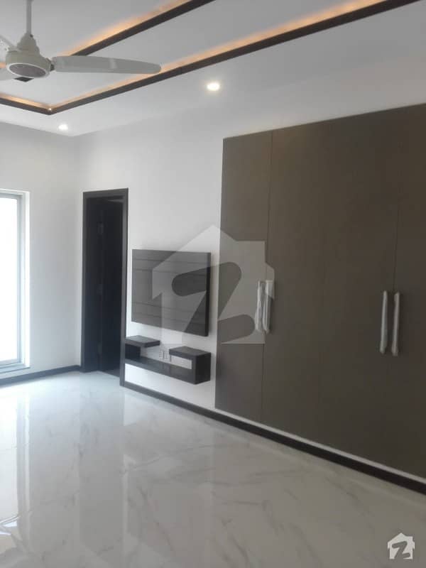 10 Marla Luxurious House Is Available For Rent In Phase 5 Block L