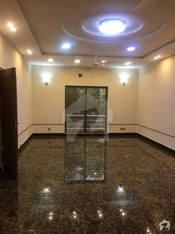 Bahria Town 2250  Square Feet Upper Portion Up For Rent