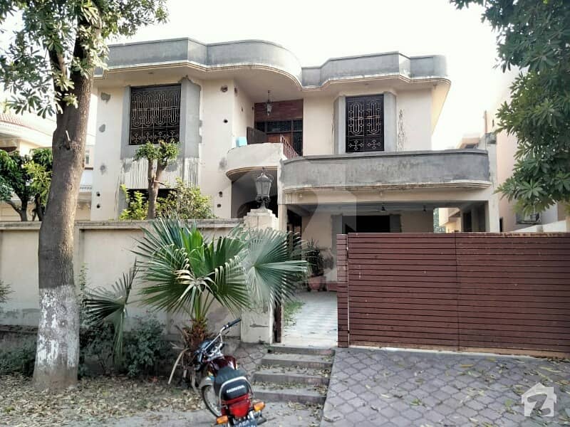 House In Wapda Town Sized 4500  Square Feet Is Available
