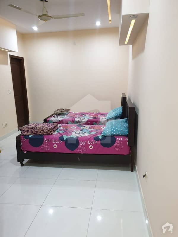 اچھرہ لاہور میں 6 کمروں کا 4 مرلہ مکان 50 ہزار میں کرایہ پر دستیاب ہے۔