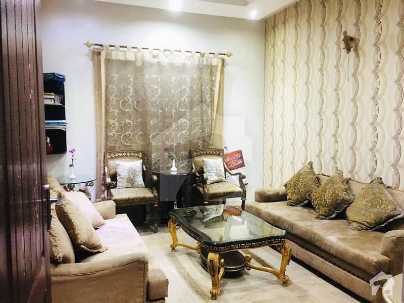 ڈی ایچ اے فیز 5 - بلاک ایل فیز 5 ڈیفنس (ڈی ایچ اے) لاہور میں 3 کمروں کا 7 مرلہ مکان 2.3 کروڑ میں برائے فروخت۔