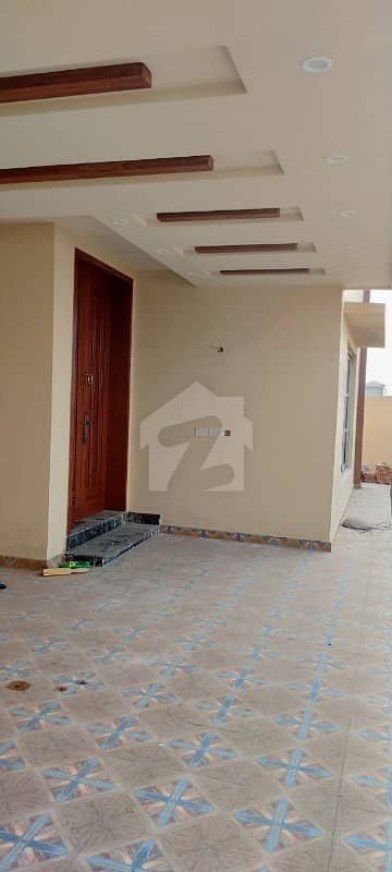 100  Original Picture Defence 1 Kanal Brand New Bungalow For Rent Phase 7