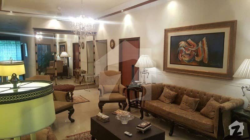 ماڈل ٹاؤن لاہور میں 3 کمروں کا 1 کنال مکان 6.5 کروڑ میں برائے فروخت۔