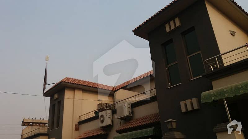 12 Marla 4 Bedrooms House Available For Sale In Askari 11 Lahore