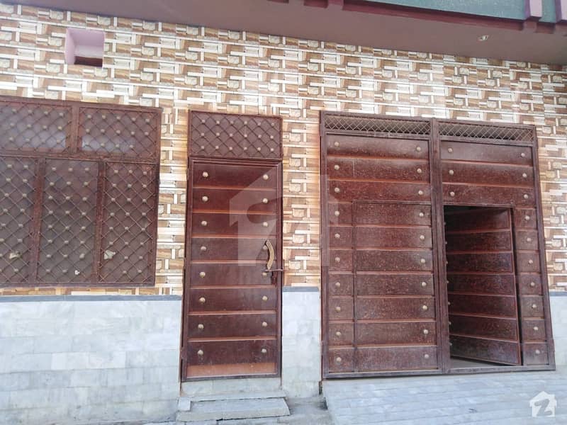 رِنگ روڈ پشاور میں 6 کمروں کا 4 مرلہ مکان 80 لاکھ میں برائے فروخت۔