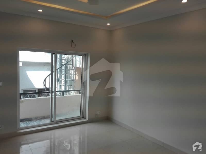 5 Marla Lower Portion Up For Rent In D-12