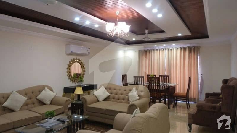 گلبرگ لاہور میں 3 کمروں کا 9 مرلہ فلیٹ 3 لاکھ میں کرایہ پر دستیاب ہے۔