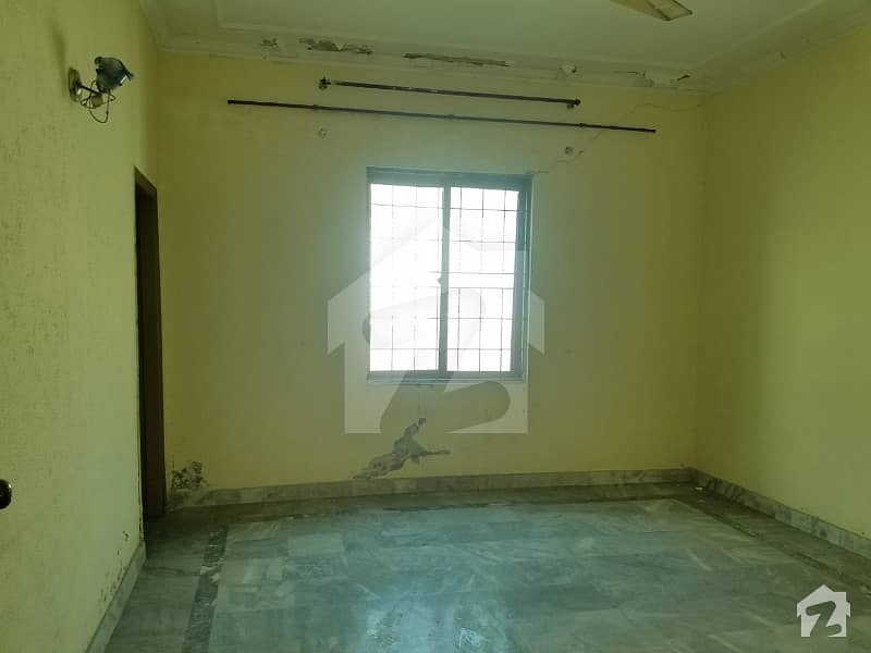 4500  Square Feet House In Cantt Is Best Option