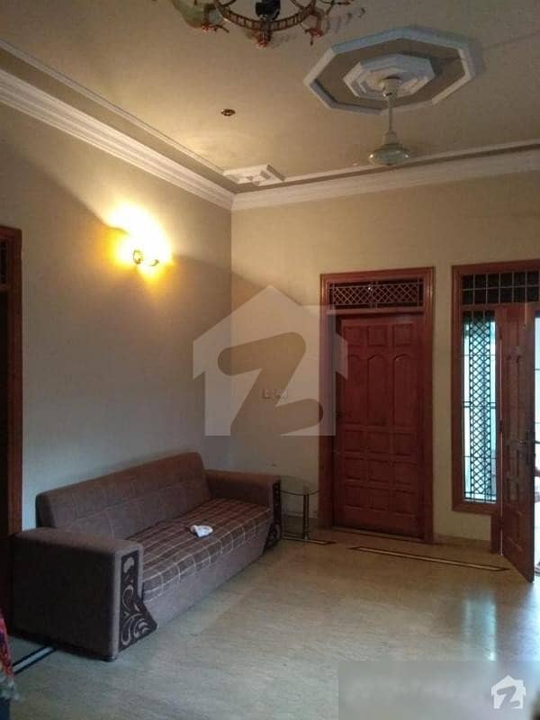 گلستانِِ جوہر ۔ بلاک 12 گلستانِ جوہر کراچی میں 6 کمروں کا 10 مرلہ مکان 3.95 کروڑ میں برائے فروخت۔
