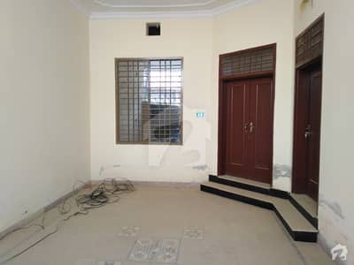 عزیز آباد کالونی بہاولپور میں 7 کمروں کا 5 مرلہ مکان 25 ہزار میں کرایہ پر دستیاب ہے۔