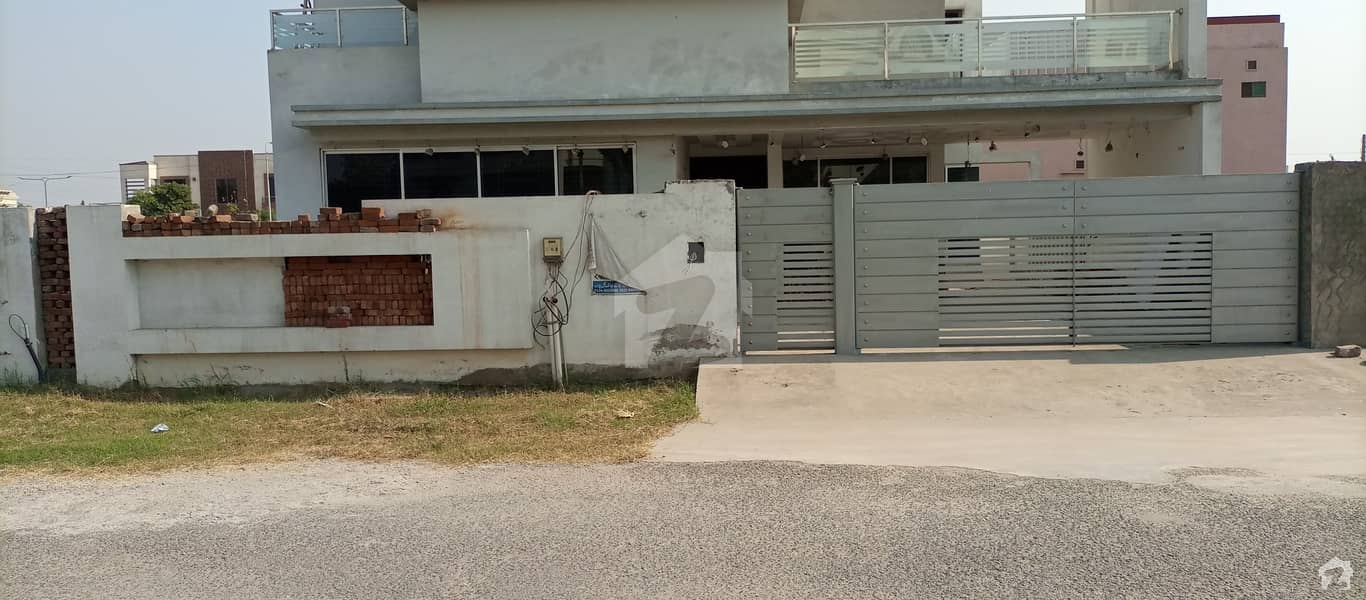 House In DC Colony For Sale