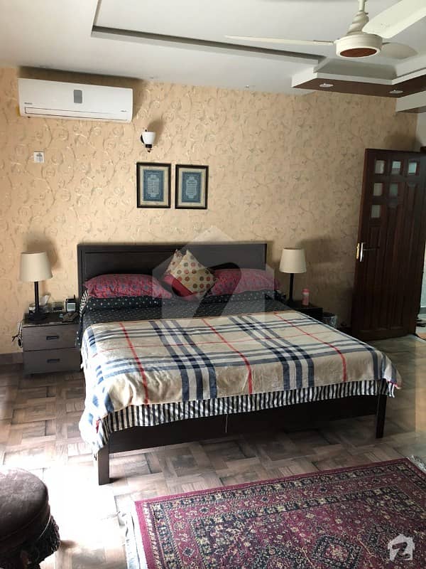 رئیل کاٹیجز لاہور میں 2 کمروں کا 7 مرلہ فلیٹ 1.9 کروڑ میں برائے فروخت۔