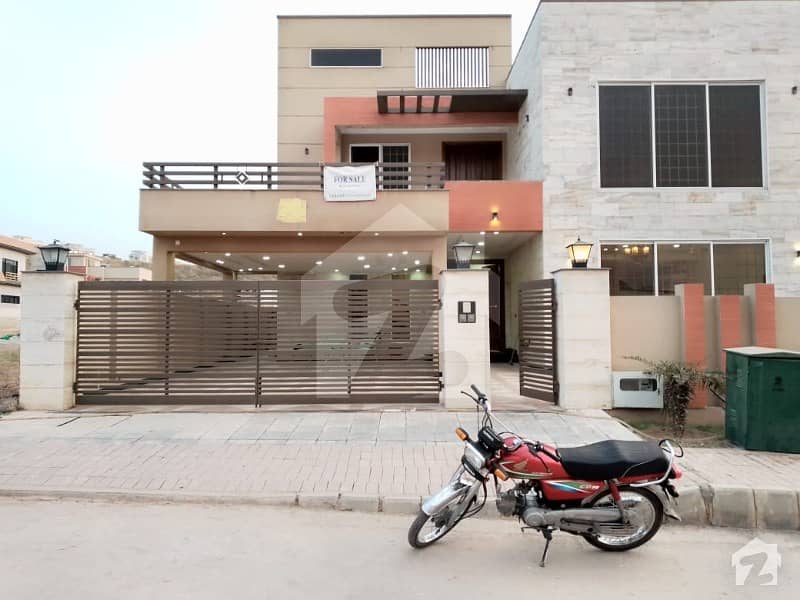 24 Marla House For Sale In Usman Block