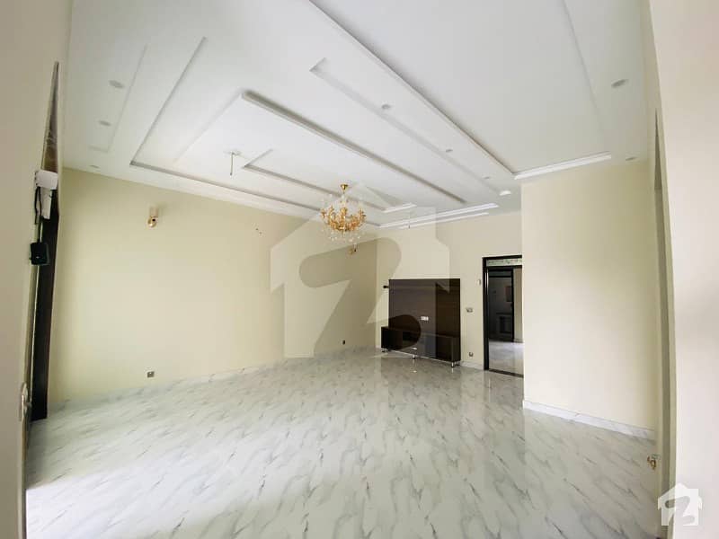 10 Marla Double Storey House For Rent 10 Marla Double Storey House For Rent