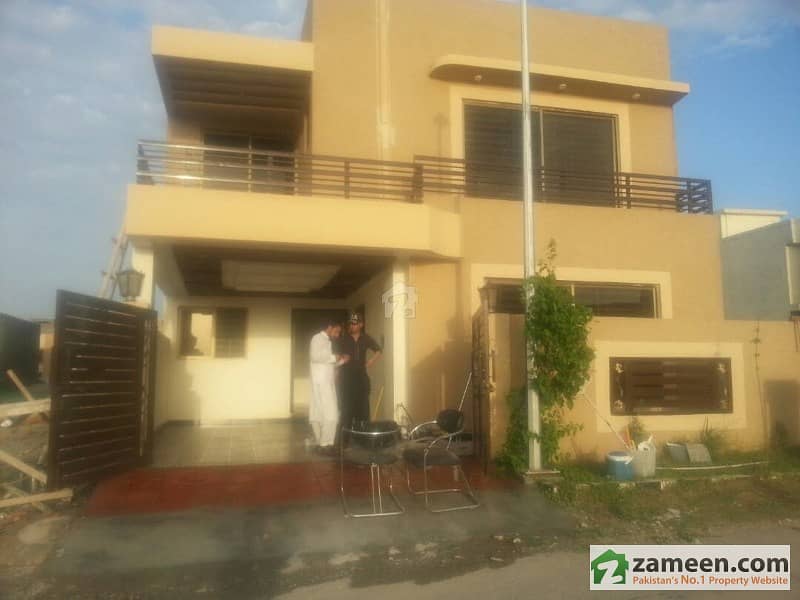 Bahria Town Usman Block Near Dr AQ Khan School Double Storey House Rent