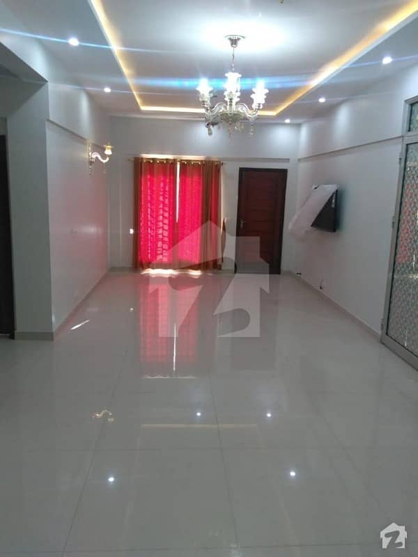 2200  Square Feet Upper Portion Situated In Jamshed Town For Rent