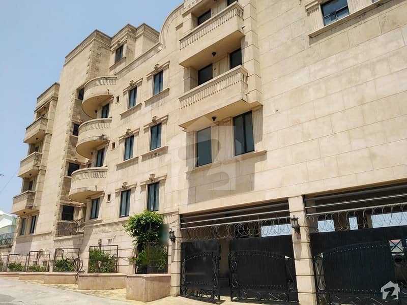21000 Sq Feet 7 Storey Building For Commercial Purpose Is Available For Rent