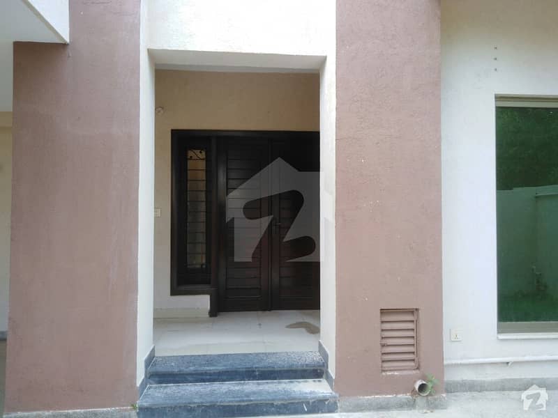 10 Marla House Available For Sale In Askari
