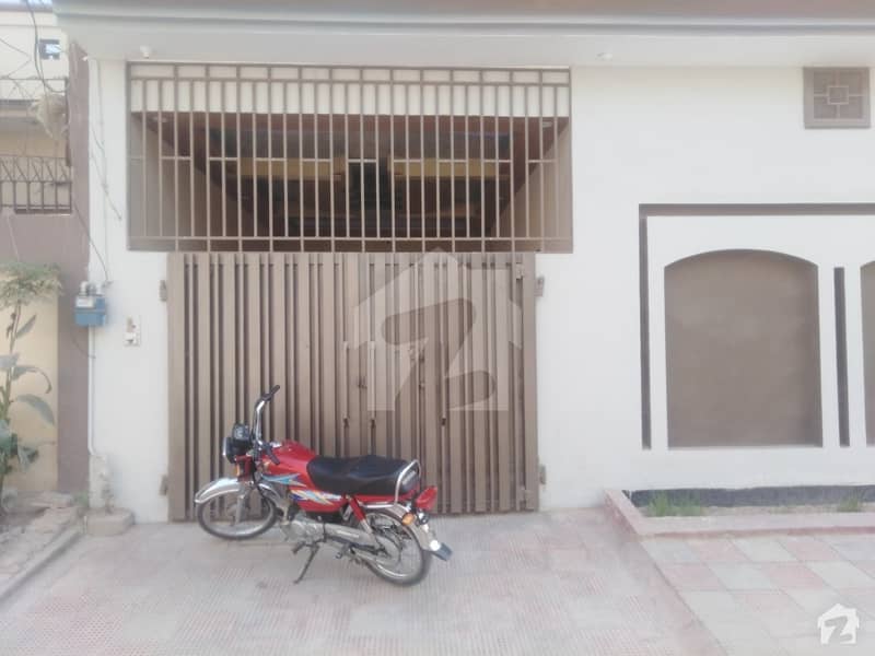 Cheema Town House For Sale Sized 8 Marla