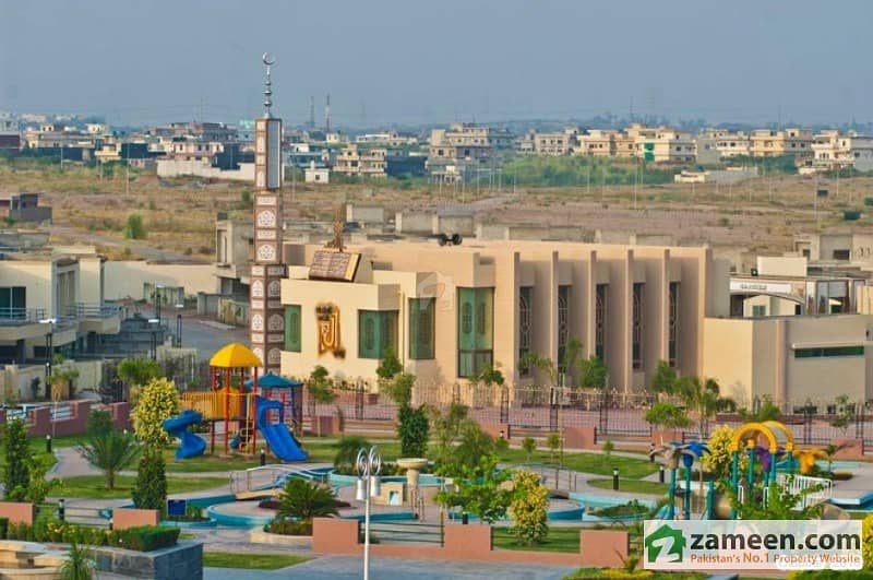 Bahria Town One Kanal Beautiful Location Plot On Installment