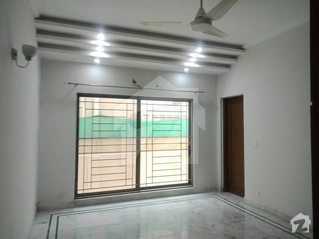 Commercial House For Rent 2 Kanal