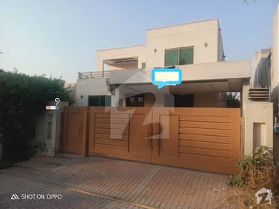 1 Kanal 10 Years Old House For Sale In Dha Phase 5 Block H 1 Kanal 10 Years Old House For Sale In Dha Phase 5 Block H
