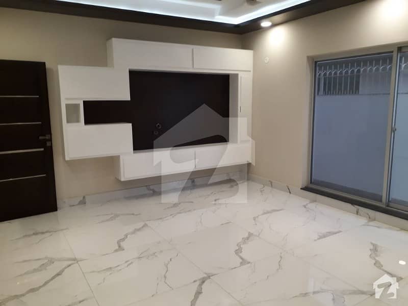 1 Kanal Upper Portion Is Available For Rent In Dha Phase 4 Block Aa