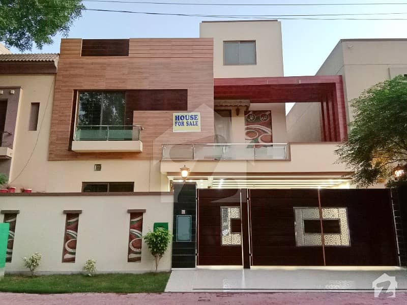 10 Marla Brand New Luxury House is available for sale in Bahria Town Lahore